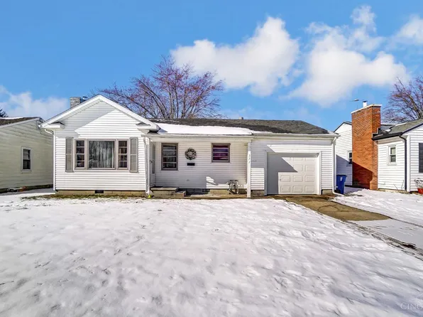 371 Darbyshire Dr, Wilmington, OH 45177