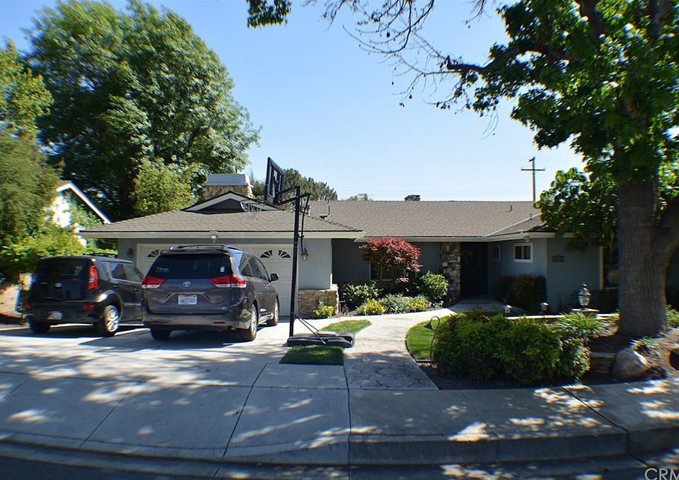 1st image of 630 Delaware Dr