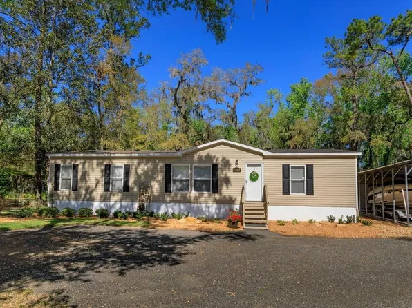 23949 River Rd, Astor, FL 32102