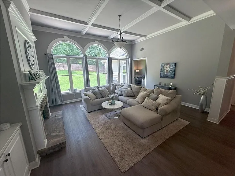 225 Crown Vetch Ln — Photo 5