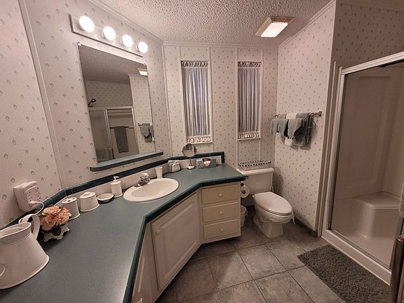 5th image of 323 Belle Tower Ave