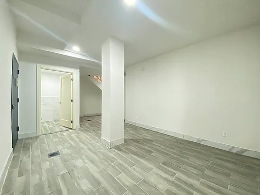 Rented by NY Space Finders Inc. | media 7