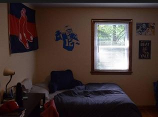 28 Forest Ct S, Hamden, CT 06518