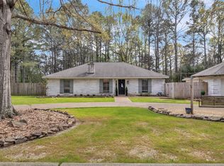 101 Willow Bend Dr, Starkville, MS 39759