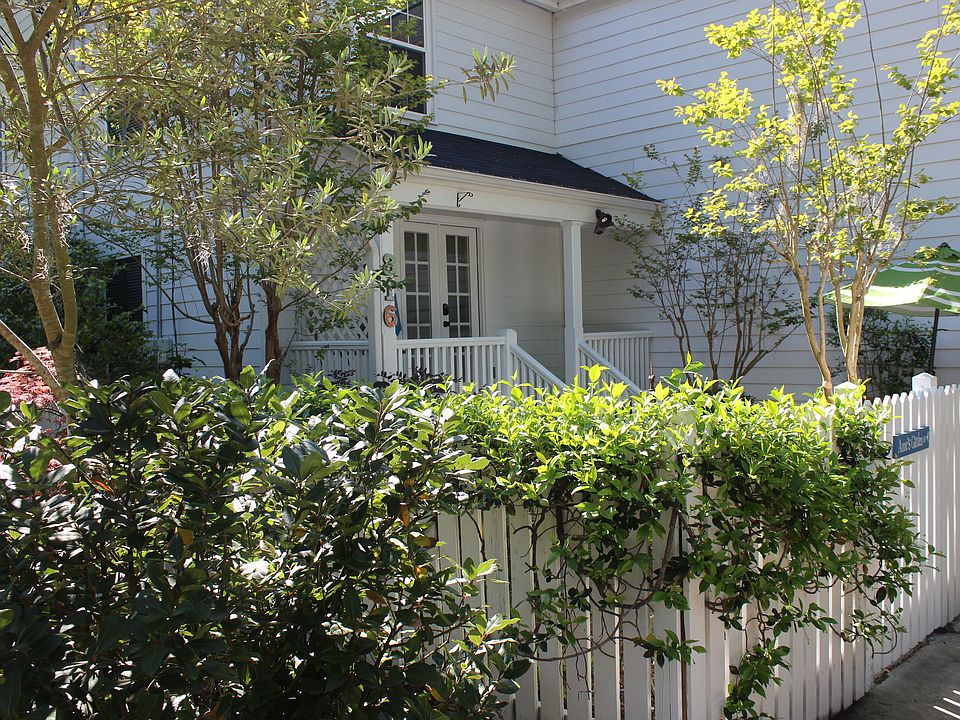 Private Courtyard