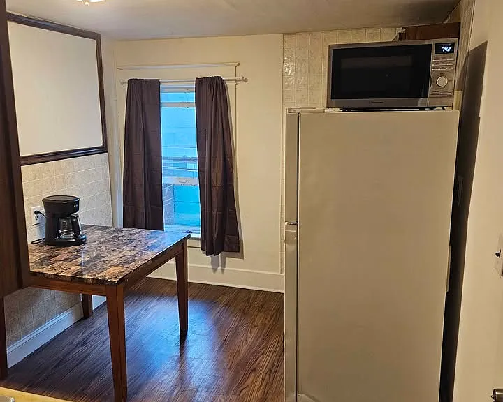 412 W Saginaw St #3 — Photo 15