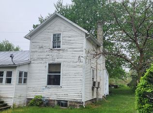 4406 12th St, Moline, MI 49335