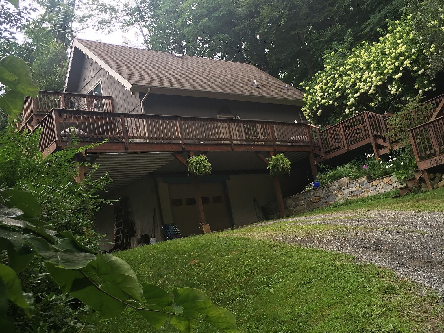 6959 Jewelweed Ln, Blowing Rock, NC 28605 | Zillow