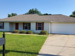 46 Sunset Gardens Dr, Moundville, AL 35474