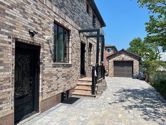 2nd image of 6119 229th St