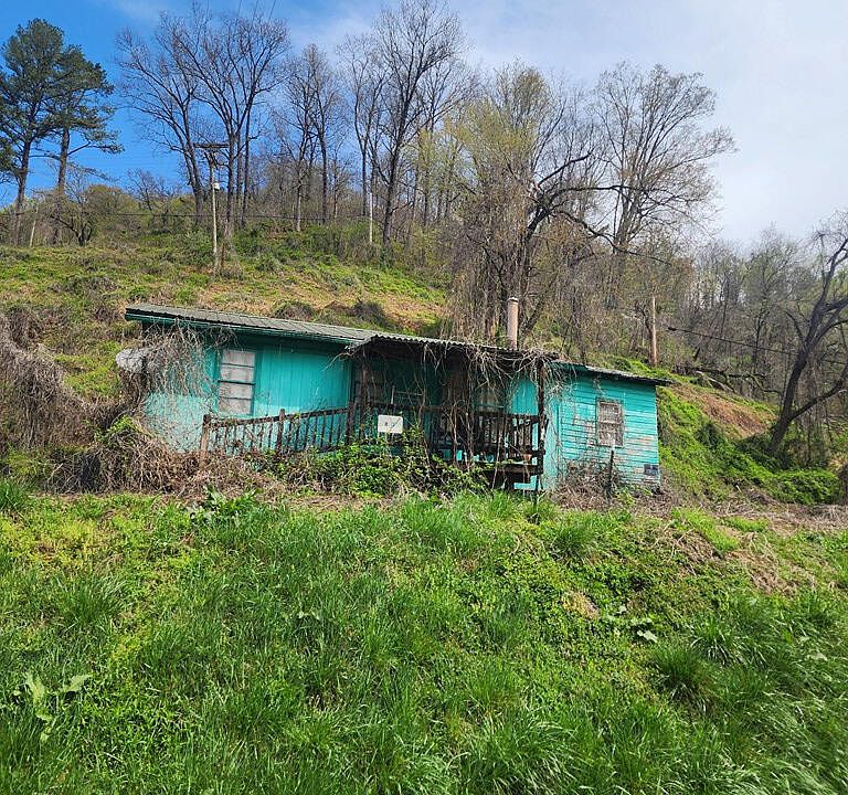 2nd image of 87 Springfield Dr