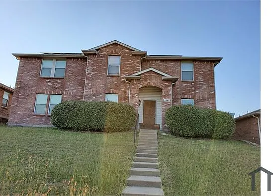 5 bed, 2997 sqft, $3,494 — Photo 2