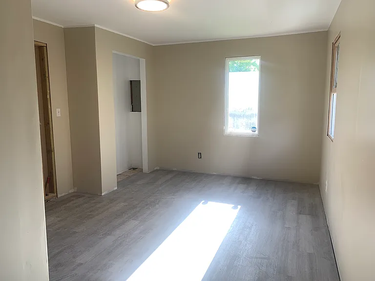 2121 Mitchell Rd — Photo 14
