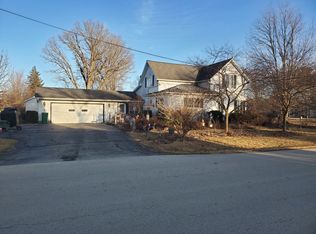 311 S 3rd St, Kirkland, IL 60146