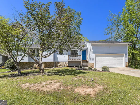 1454 Walnut Log Pl, Austell, GA 30168