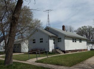 1411 S 27th St, Fort Dodge, IA 50501