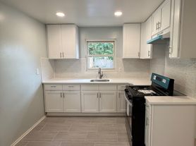 329 W Broadway, Paterson, NJ