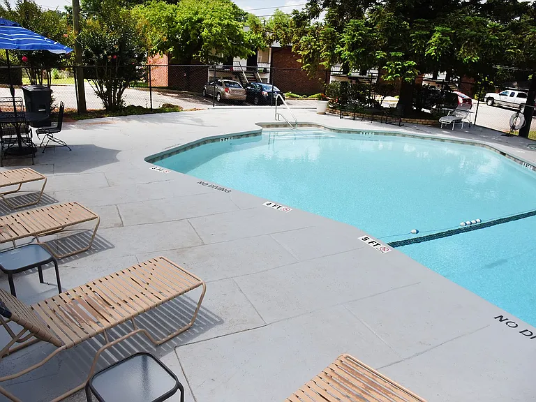Carousel Village Apartments — Photo 18