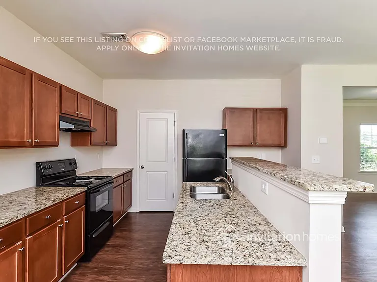 439 Village Broad St — Photo 6
