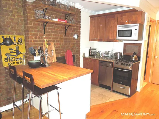 Rented by Mark David | media 14