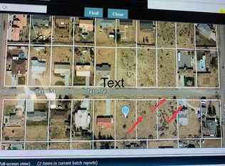 Teton St, Victorville, CA 92395
