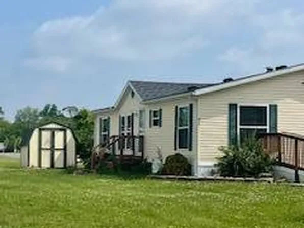 264 Storr, Adrian, MI 49221