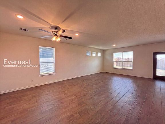 4th image of 2211 Hornbeam St