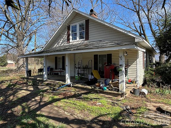 3rd image of 2831 Bettis Rd