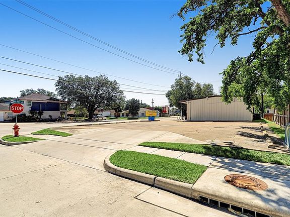 4th image of 901 W Hart Ave