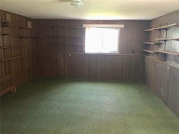 4th image of 17 Palm Desert Dr