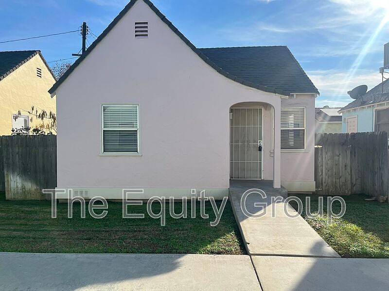 1st image of 306 N Park St APT B