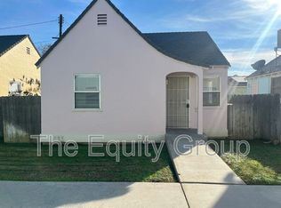 306 N Park St APT B, Visalia, CA 93291