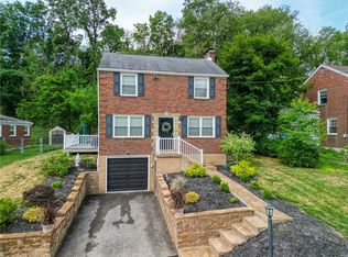 8035 Remington Dr, Pittsburgh, PA 15237