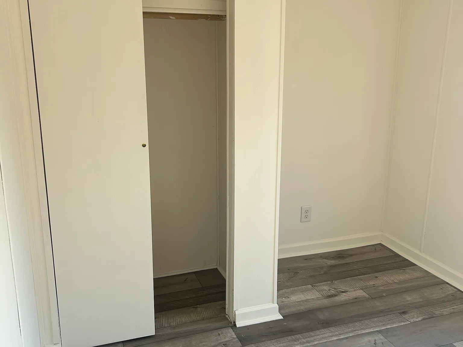 2 bed, $850 — Photo 2