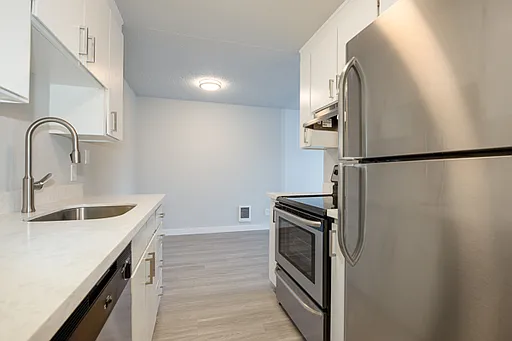 D14 Apartments — Photo 10