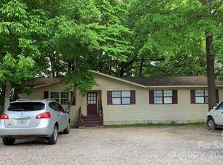 2027 Santa Barbara Dr, Lancaster, SC 29720