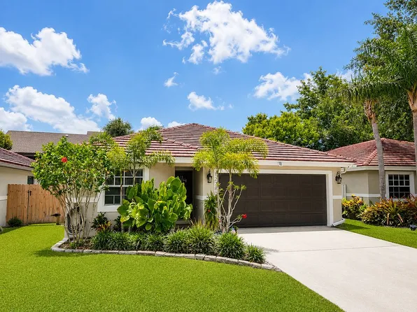 12280 Dartmoor Dr, Wellington, FL 33414