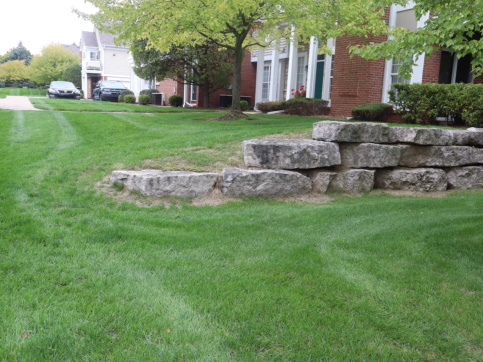 2 bed, 1213 sqft, $1,950 — Photo 4