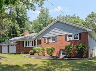 37 Smithtown Rd, Budd Lake, NJ 07828