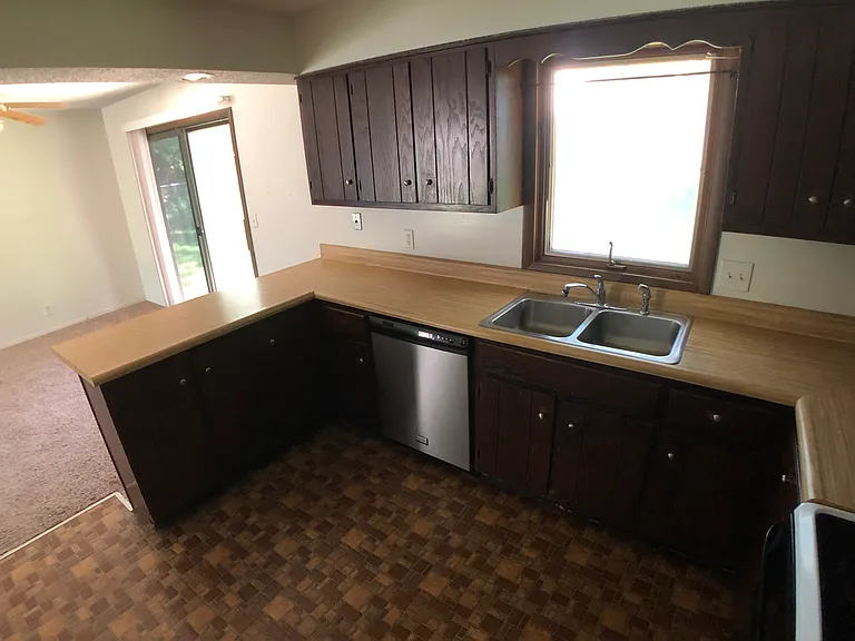 3455 Fontenac Ct — Photo 8