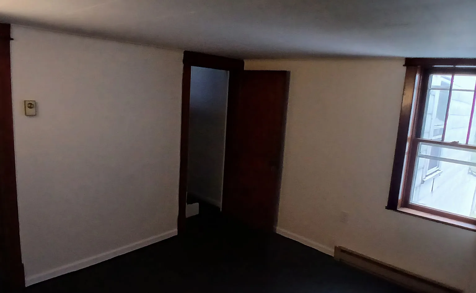 3 bed, 1221 sqft, $1,150 — Photo 2