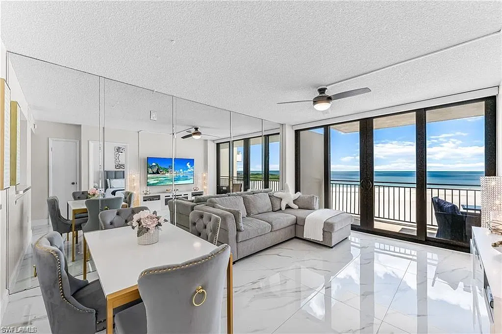 180 Seaview Ct — Photo 4