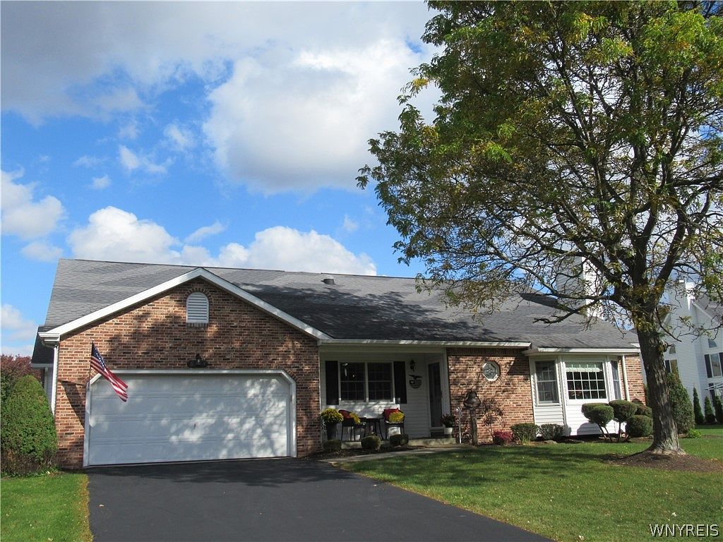 6027 Quaker Hollow Cres APT 4, Orchard Park, NY 14127 | Zillow