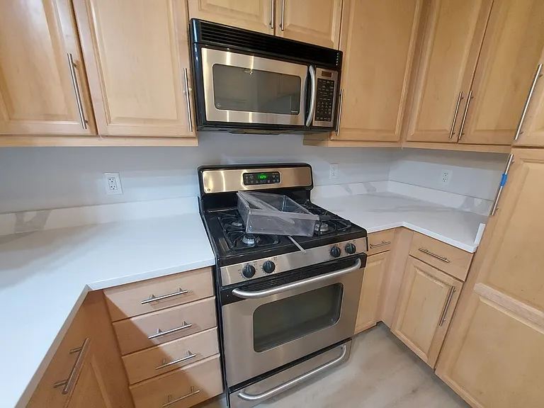 11760 Sunrise Valley Dr #710 — Photo 8