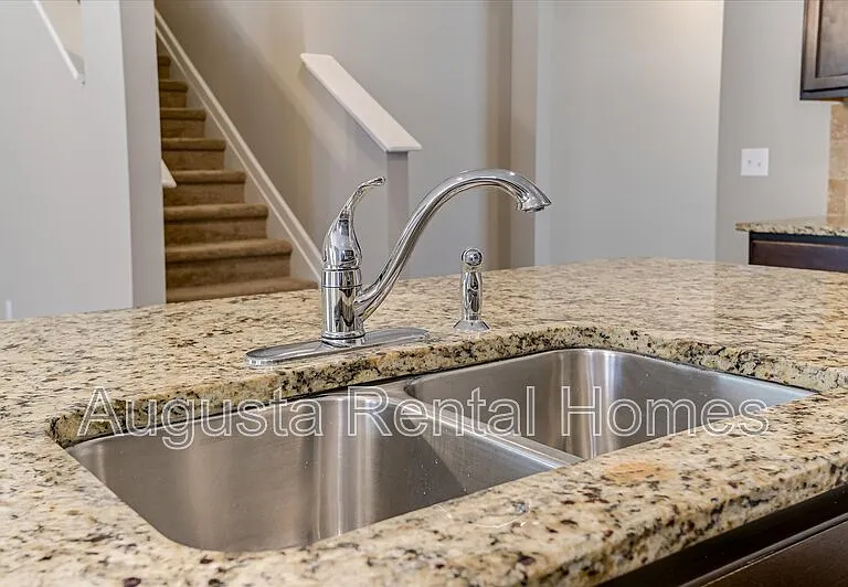 5060 Vine Ln — Photo 16