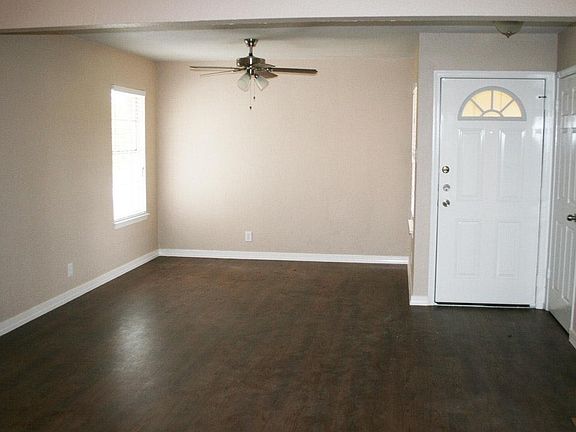2nd image of 11829 Casa Bonita St