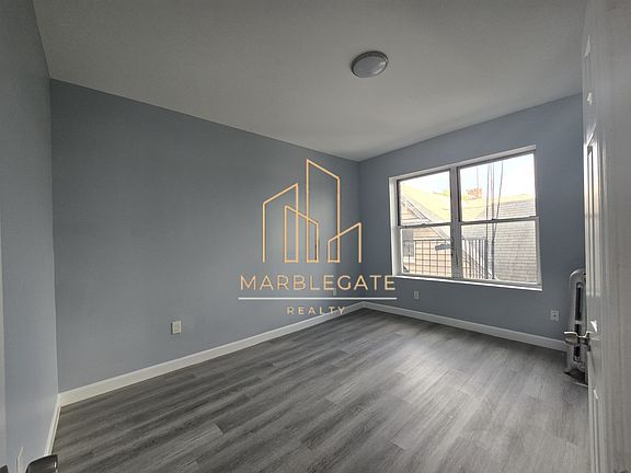 4th image of 6 N 21st St #31A