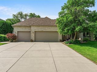 2701 Ashley Ter, New Brighton, MN 55112