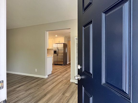 4th image of 4040 Jefferson St