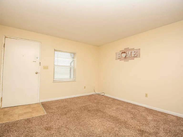 1705 Washington Ave #2 — Photo 5